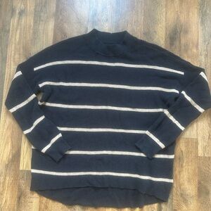 American Eagle Outfitters Men's Dark Blue and White Striped Crewneck Sweater